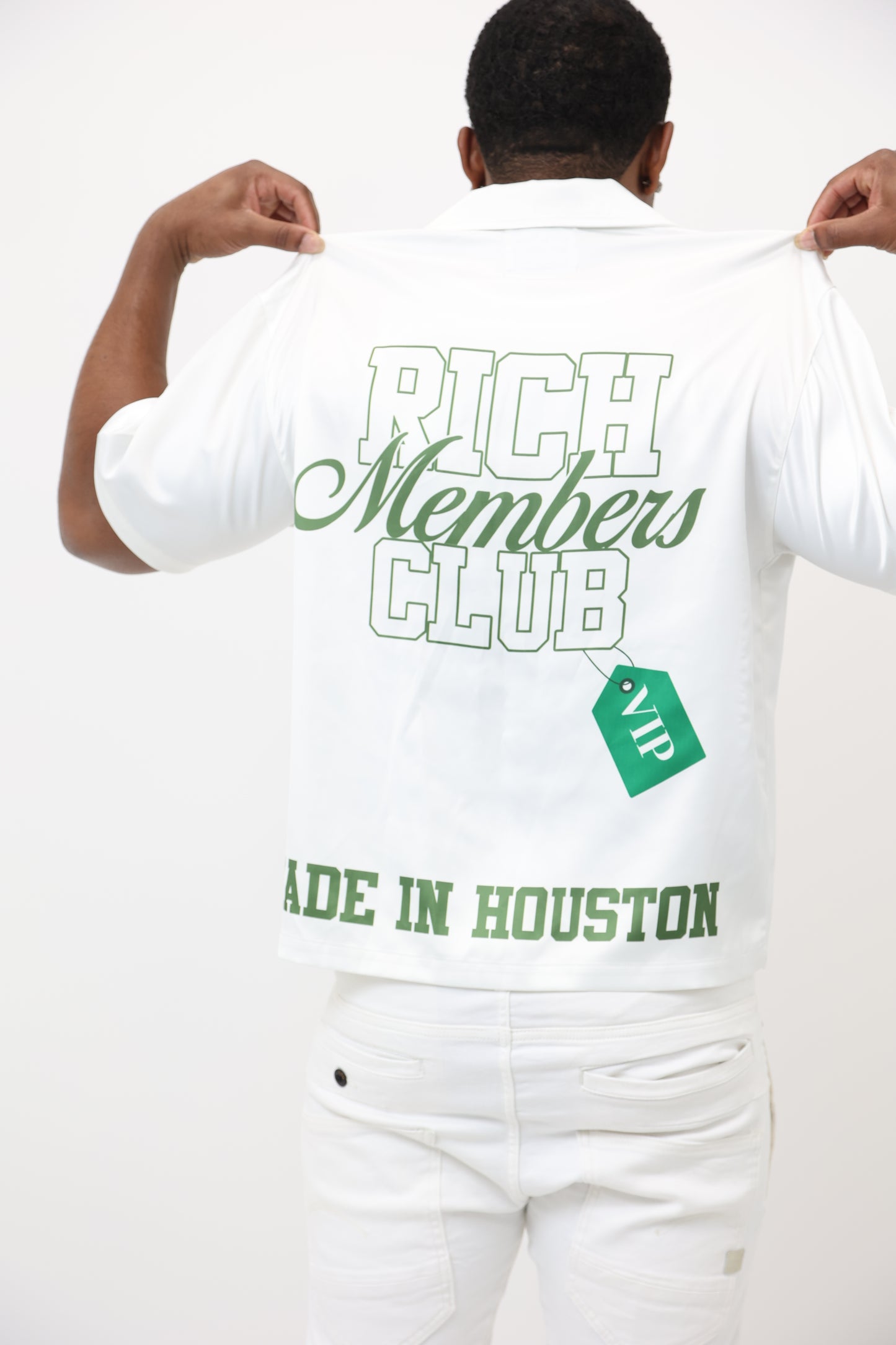 RICHSWAG (V.I.P Members) Button Down